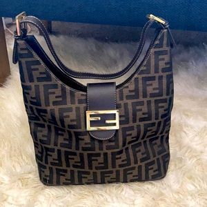 Authentic Vintage FENDI shoulder bag